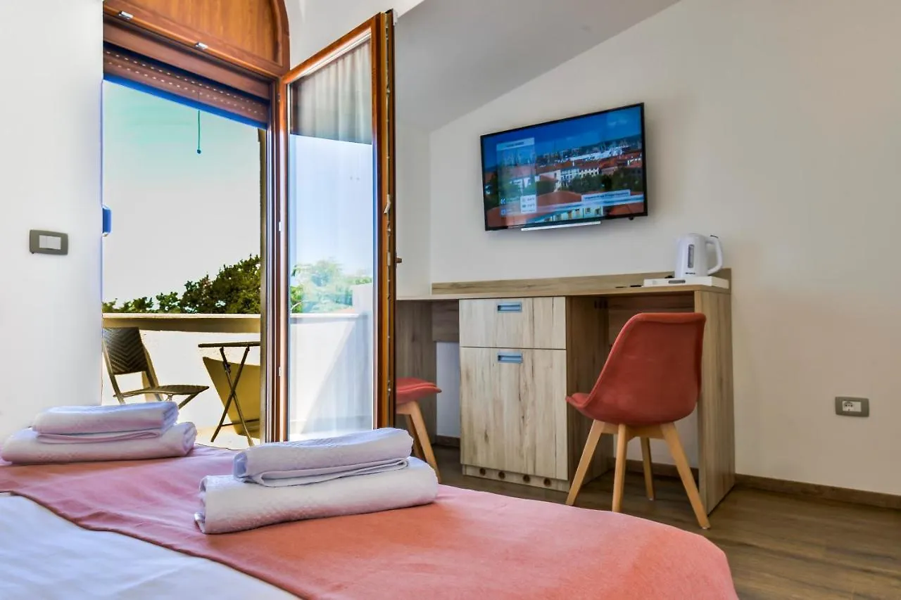 Casa Istriana Dajla Rooms Novigrad  Croatia