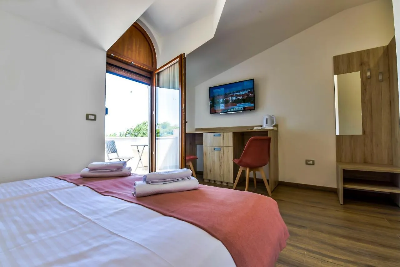 Casa Istriana Dajla Rooms Novigrad  Homestay